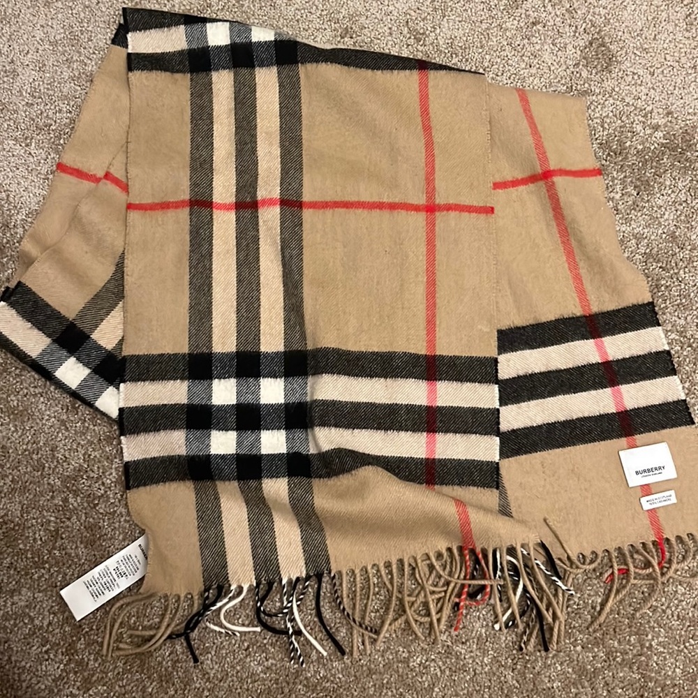 COPY - Burberry Cashmere Scarf